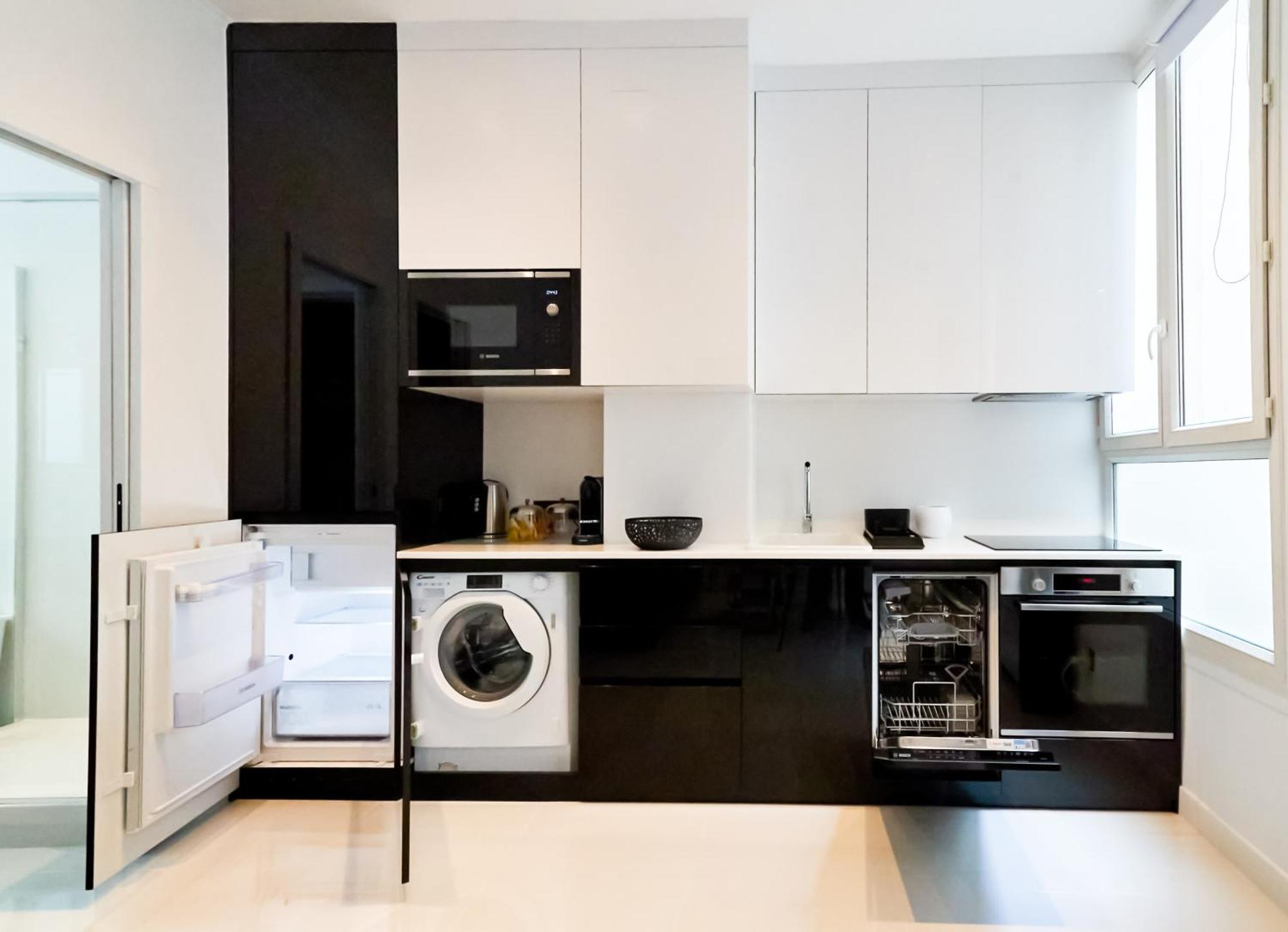 Luxury Apartment Les Champs-Elysees Париж Екстериор снимка